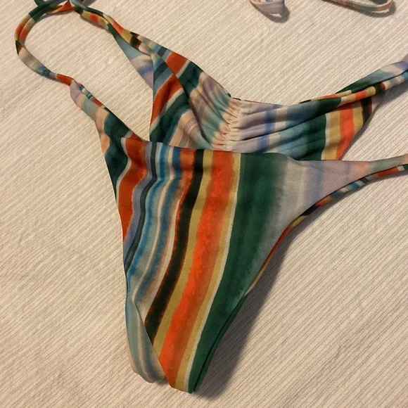 SOLD. Stone fox swim bikini set - Picture 3 of 5